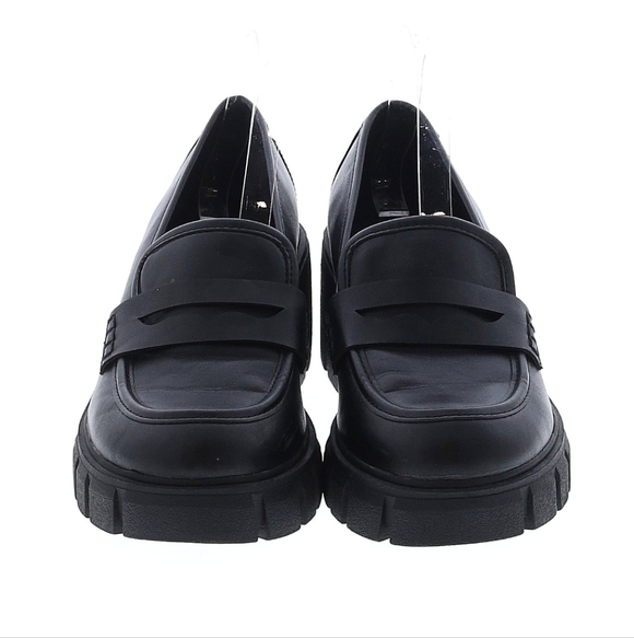 💥Sale💥Torrid Black Platform Loafers - Picture 2 of 2